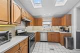 173 Kings Avenue - Photo 13