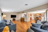 1407 Middle - Photo 13