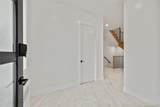 11 Lincoln Street - Photo 3