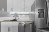 715 Fox Street - Photo 10