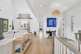 52 Quogue Street - Photo 4