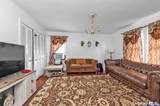 85-38 Homelawn Street - Photo 2