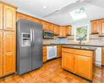 584 Yale Street - Photo 6