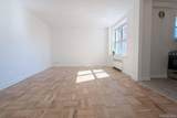 30-11 Parsons Boulevard - Photo 3