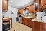 82 Superior Road - Photo 7