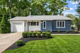 194 Phyllis Drive - Photo 1