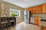292 Roosevelt Avenue - Photo 14