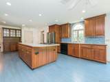 221 Manhasset Avenue - Photo 13