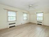 221 Manhasset Avenue - Photo 24