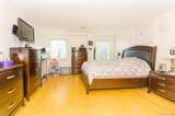 1490 Outlook Avenue - Photo 7
