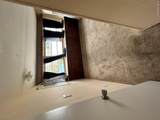 658 Sound Ave - Photo 11