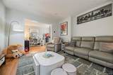 236 Maple Place - Photo 10