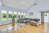 35 Bay Avenue - Photo 7