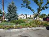 147 Edgewater Park - Photo 4