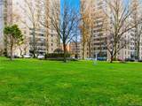 4 Fordham Hill Oval - Photo 1