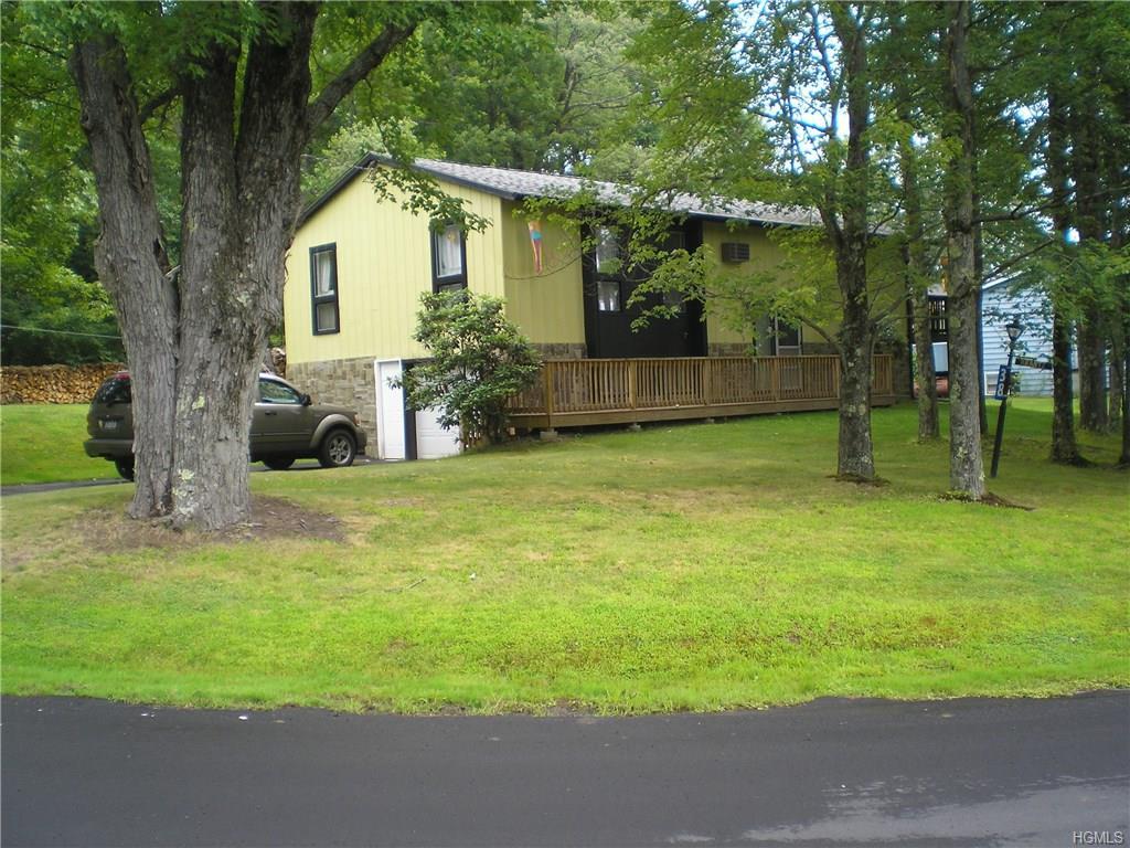 38 Lakeview Drive - Photo 1
