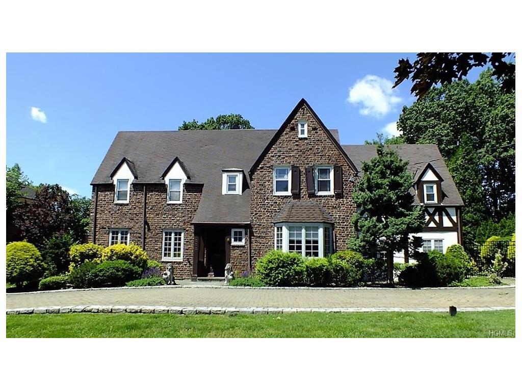 1333 Manor Circle - Photo 1