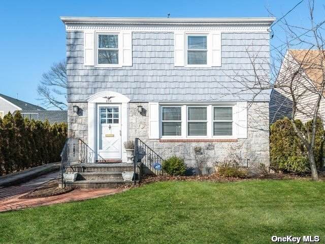 204 New Hyde Park Road - Photo 1