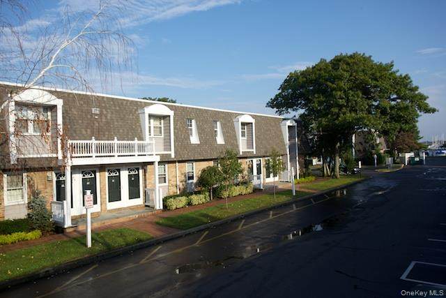 16 Mainsail Drive - Photo 1