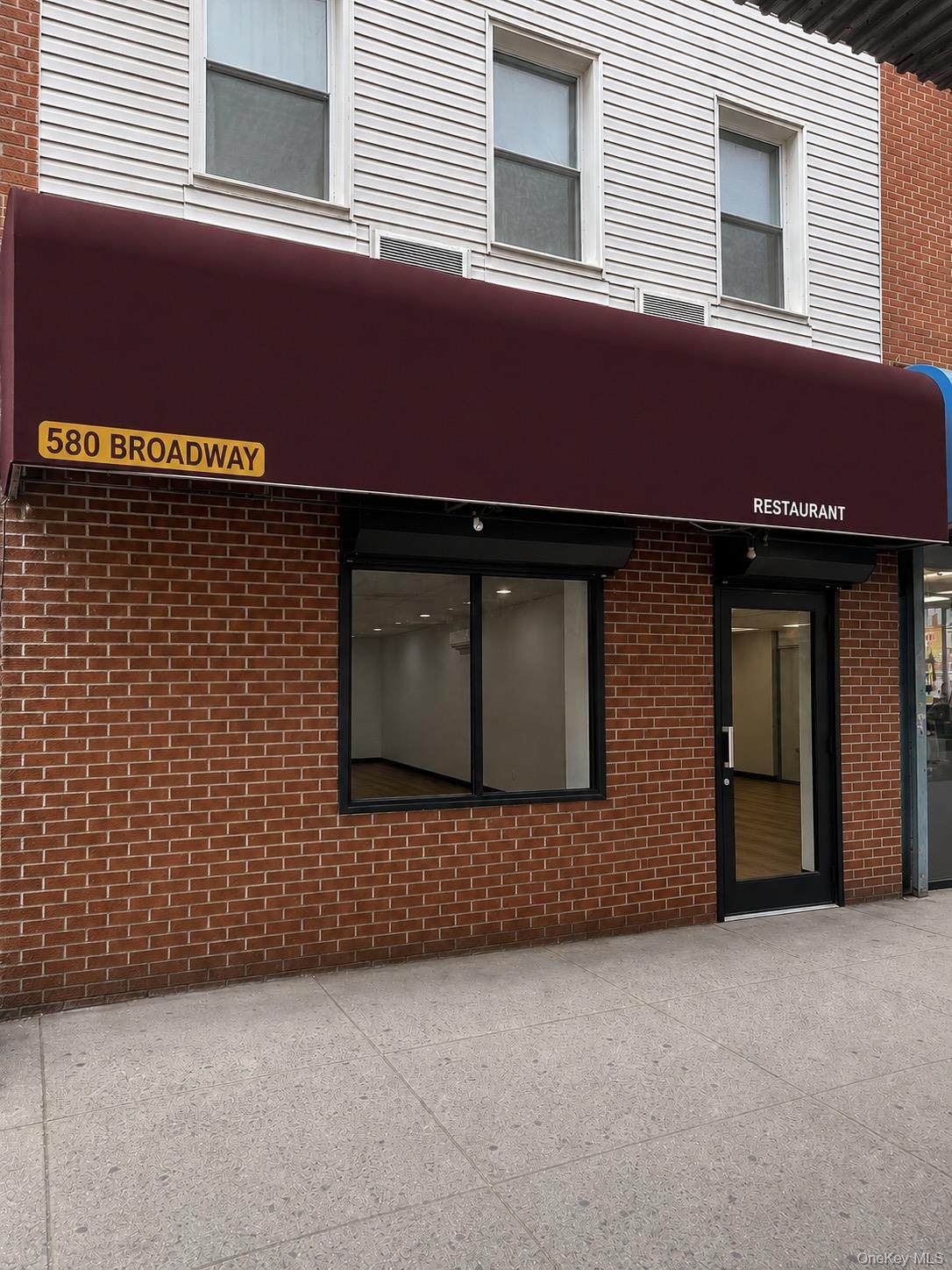 580 Broadway - Photo 1