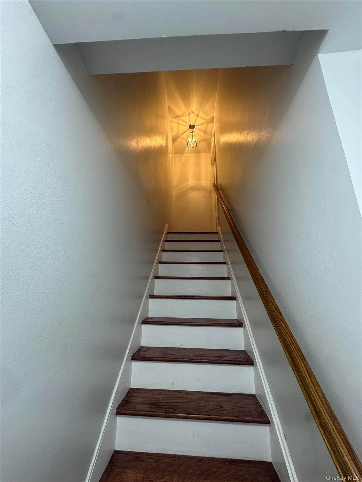 4225 Hill Avenue - Photo 1