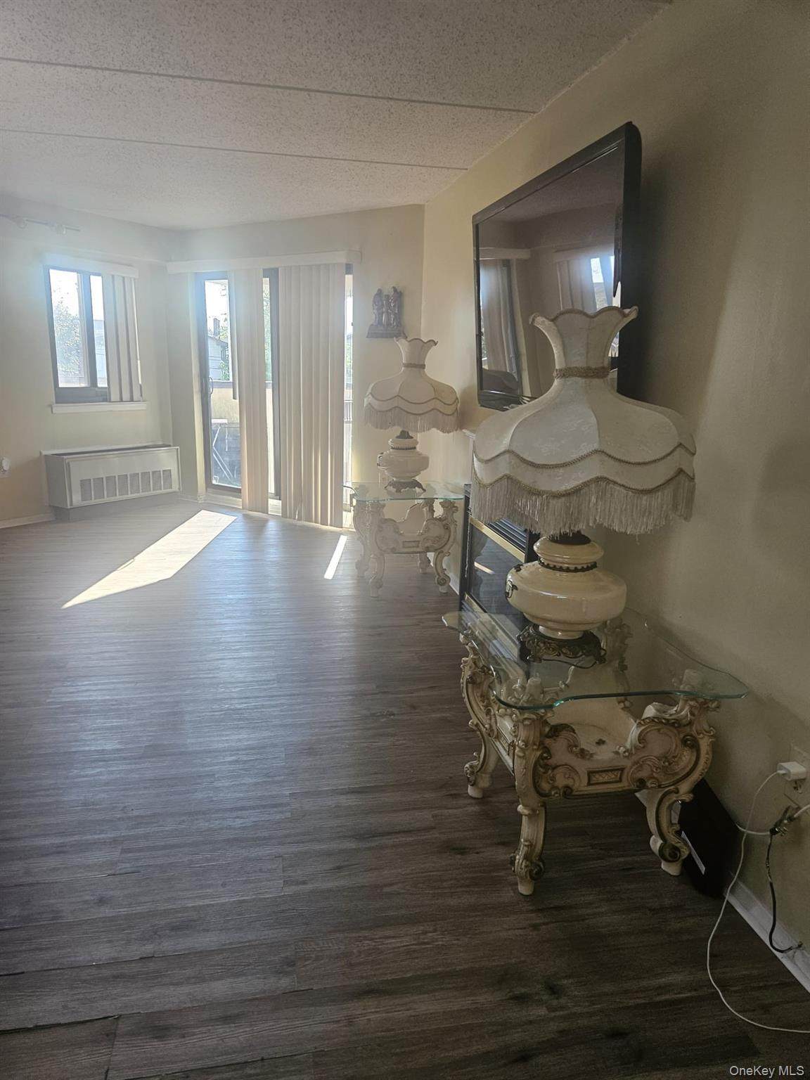 725 Miller Avenue - Photo 1