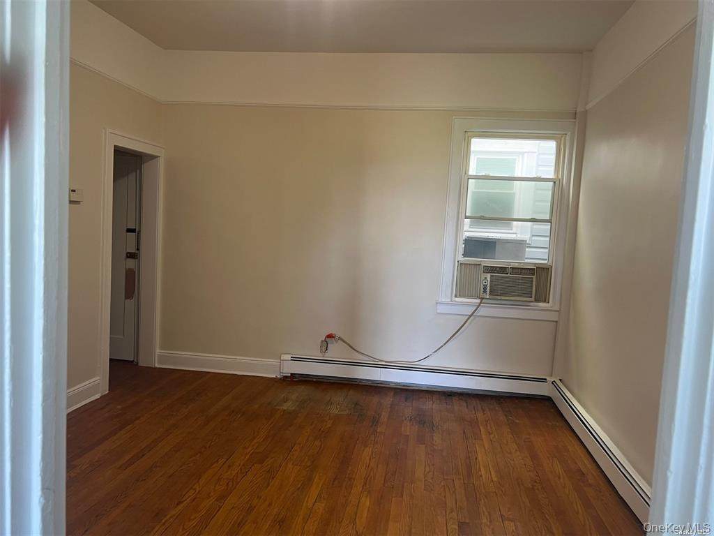 68 Jerusalem Avenue - Photo 1