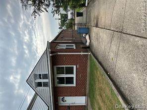 86-46 Range Street - Photo 1