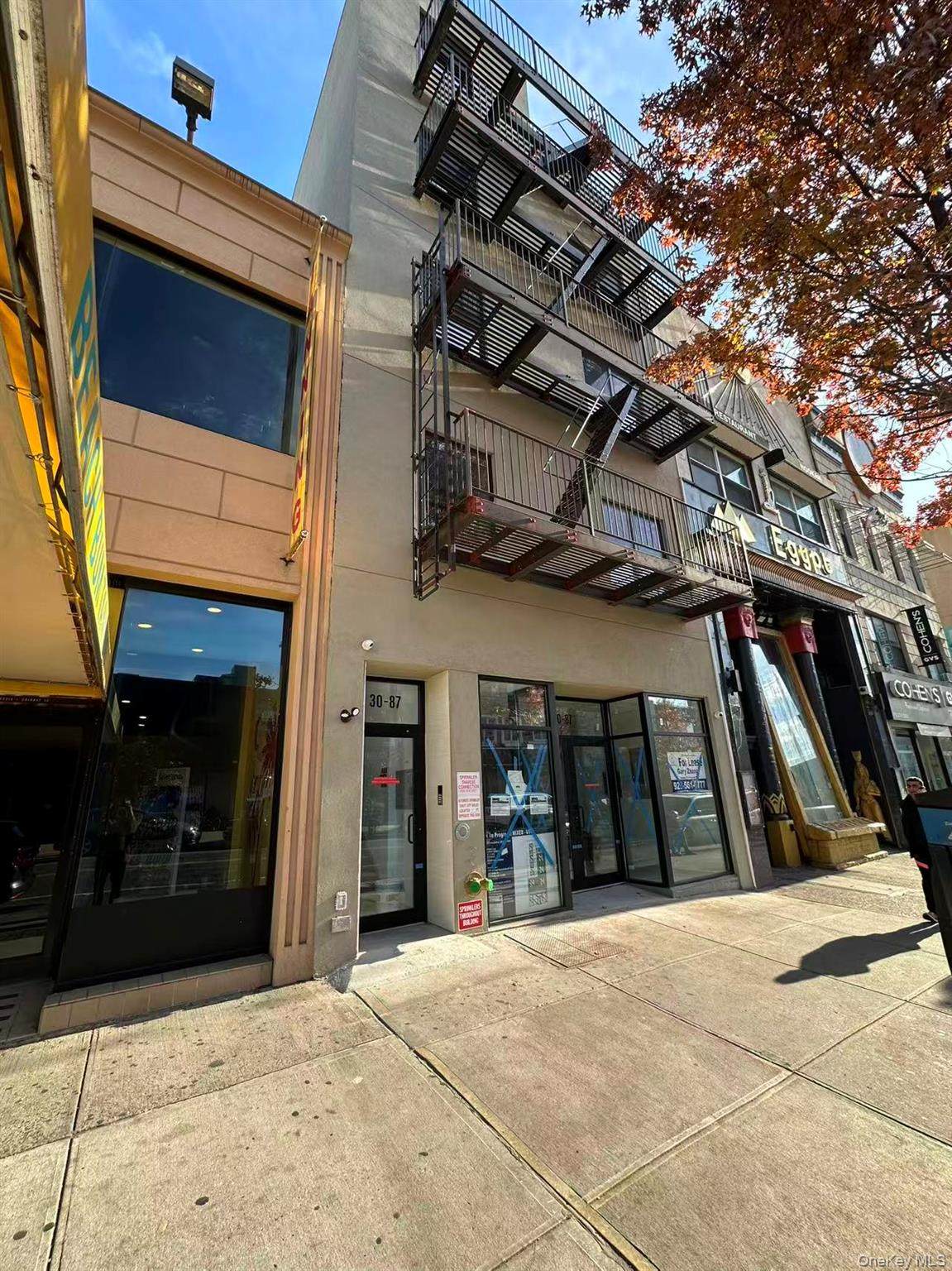 30-87 Steinway Street - Photo 1