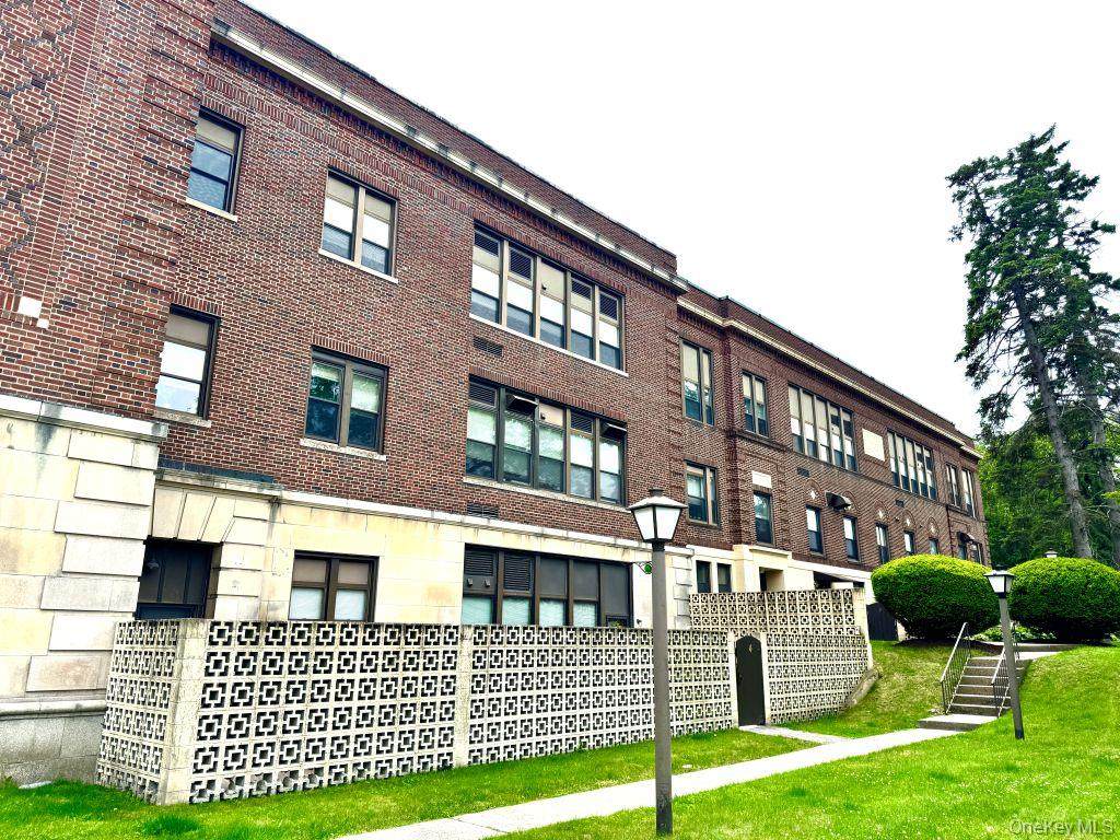 60 Kensico Road - Photo 1