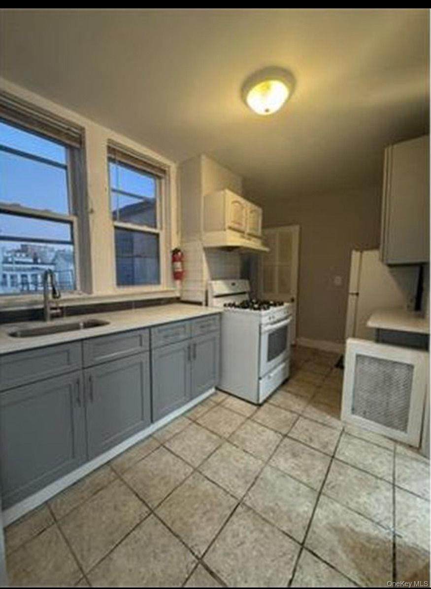 212 Buena Vista Avenue - Photo 1