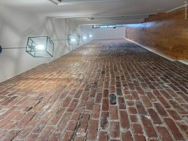 4260 Broadway - Photo 1