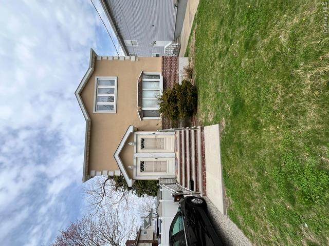 24509 148th Road - Photo 1