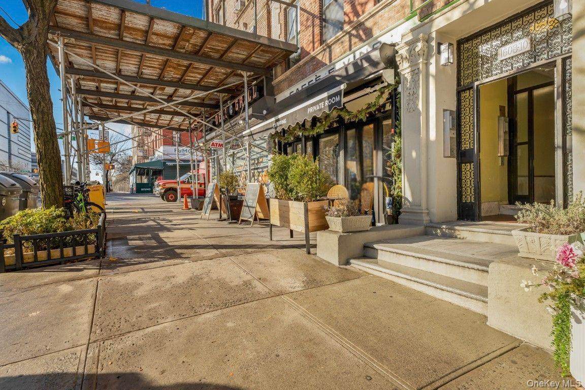 1608 Amsterdam Avenue - Photo 1