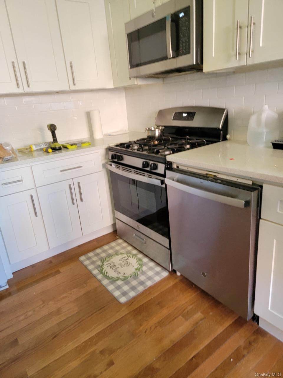 120 21 101 Avenue Queens - Photo 1