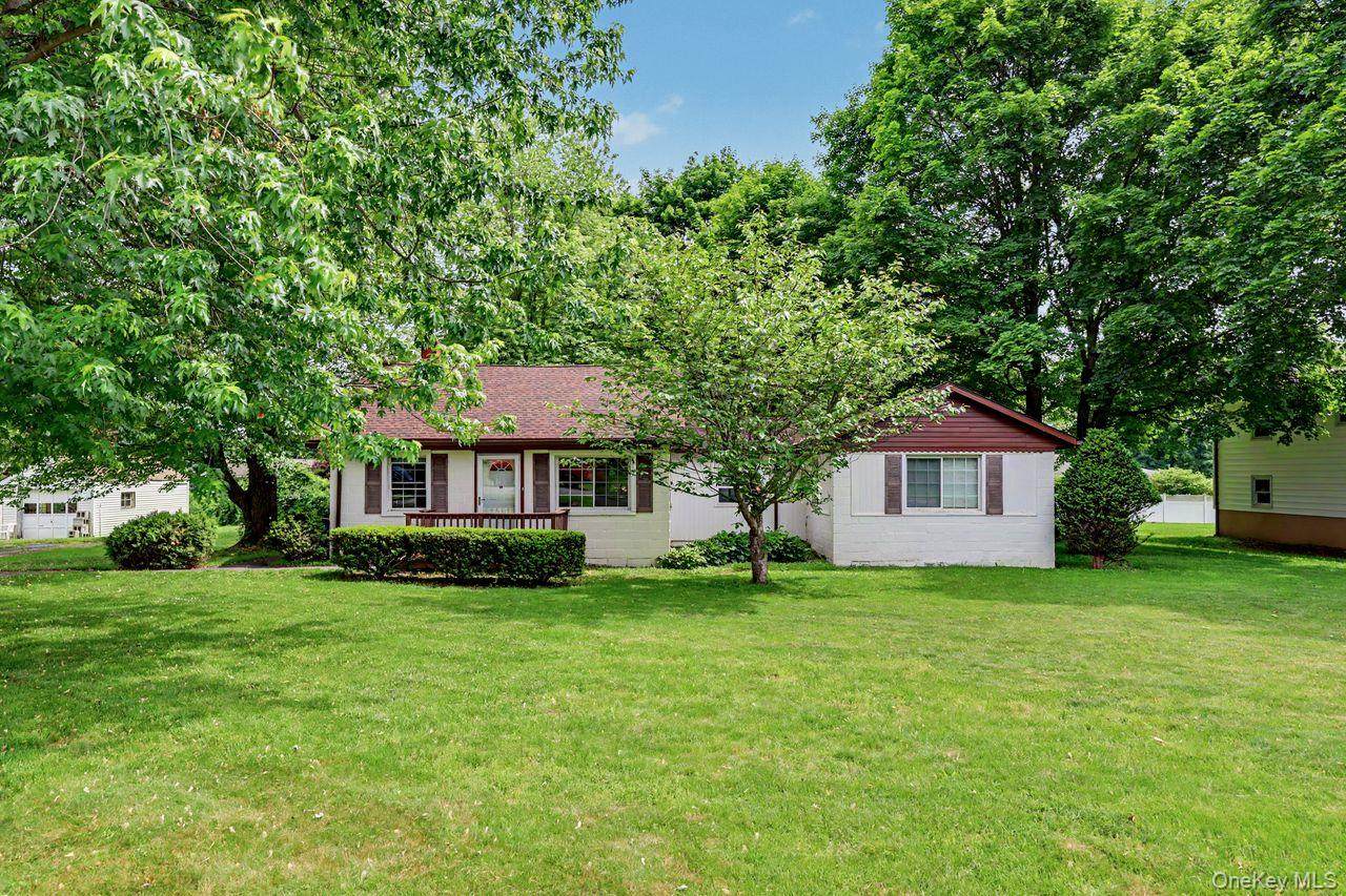 59 Oakwood Drive - Photo 1
