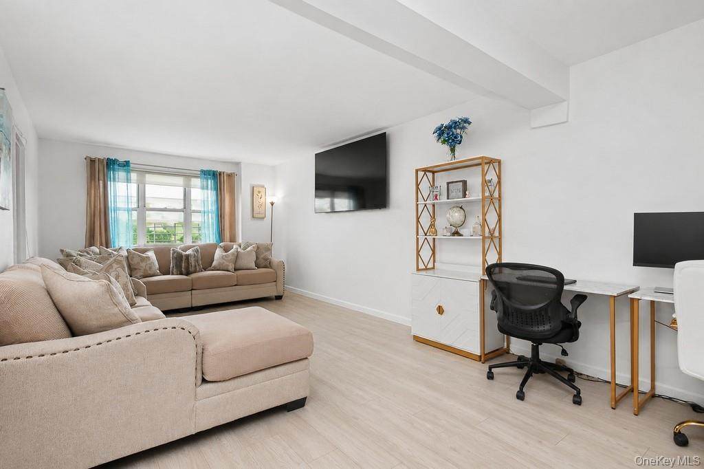 7 Balint Drive - Photo 1