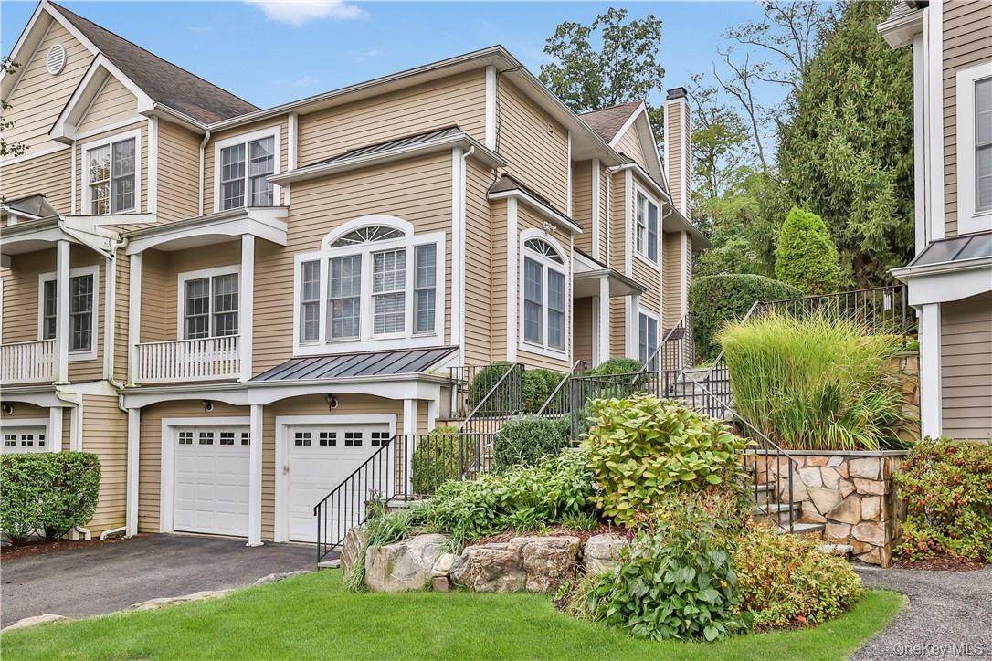 7 Hopkins Lane - Photo 1