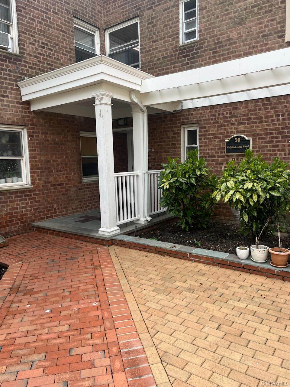 50 Knightsbridge Road - Photo 1