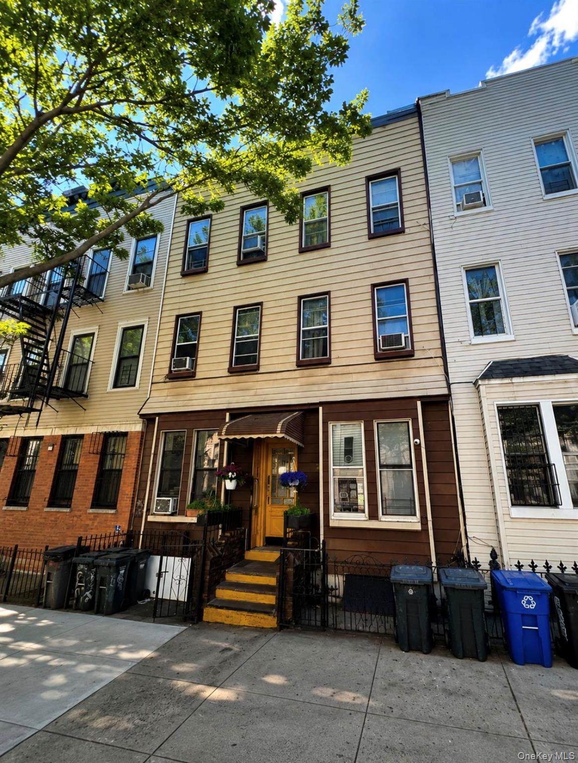 236 Suydam Street - Photo 1