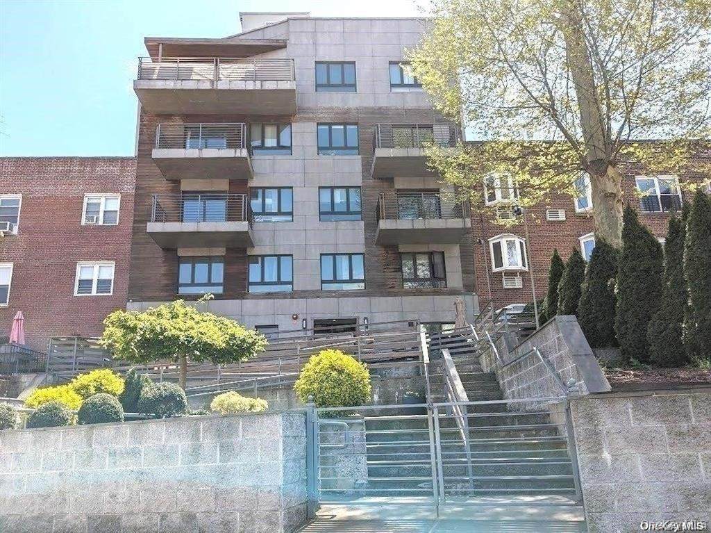 86-30 Grand Avenue - Photo 1