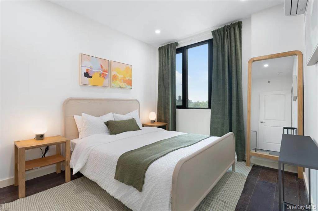 124-28 Queens Boulevard - Photo 1