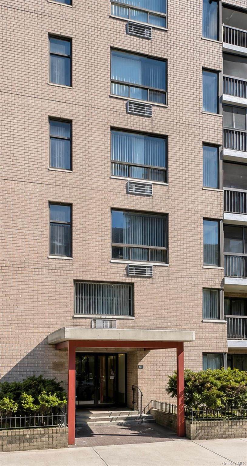 134-46 Maple Avenue - Photo 1