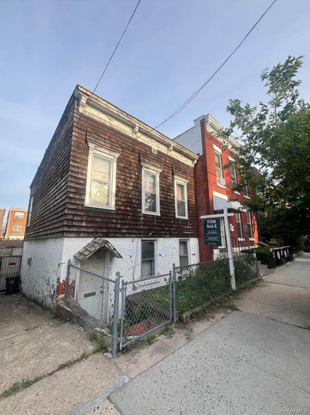 2521 46th Street - Photo 1