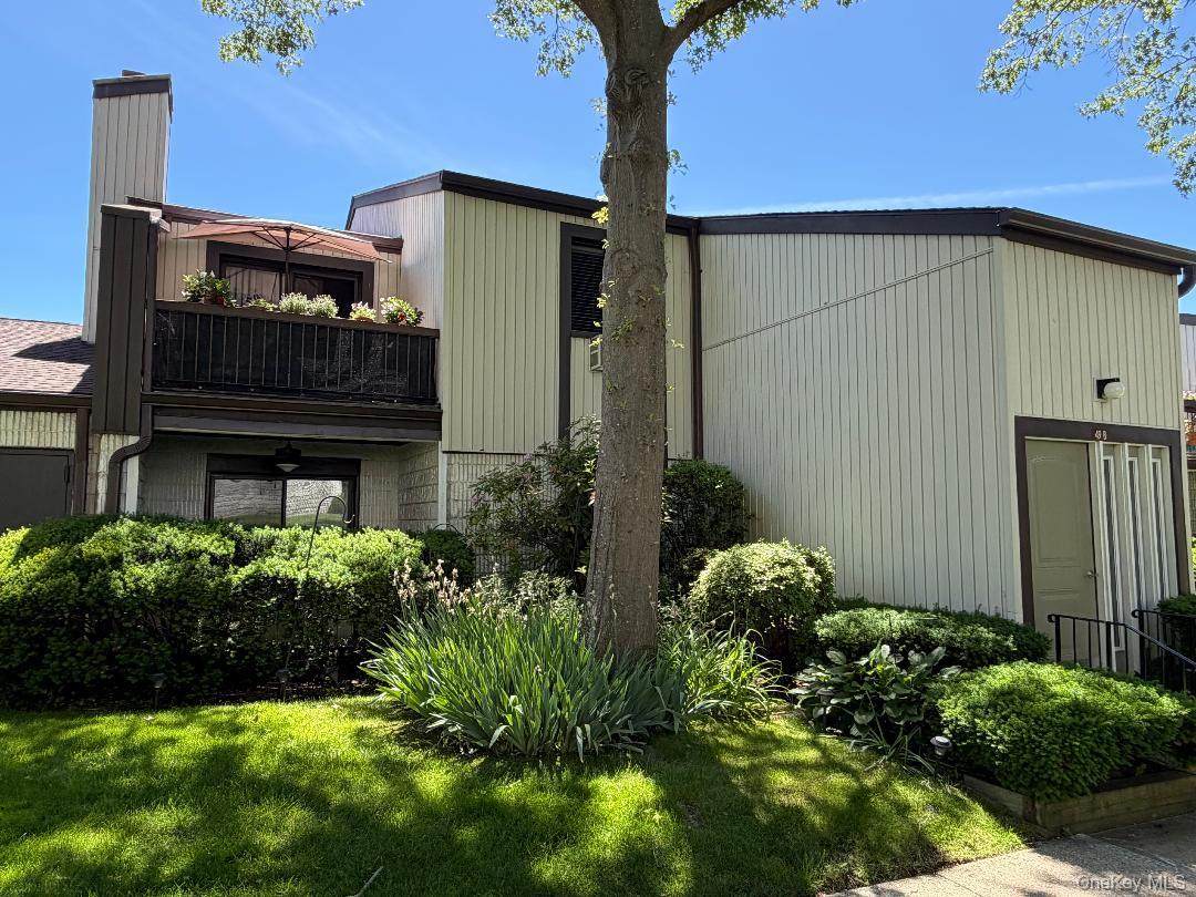 49 Richmond Boulevard - Photo 1