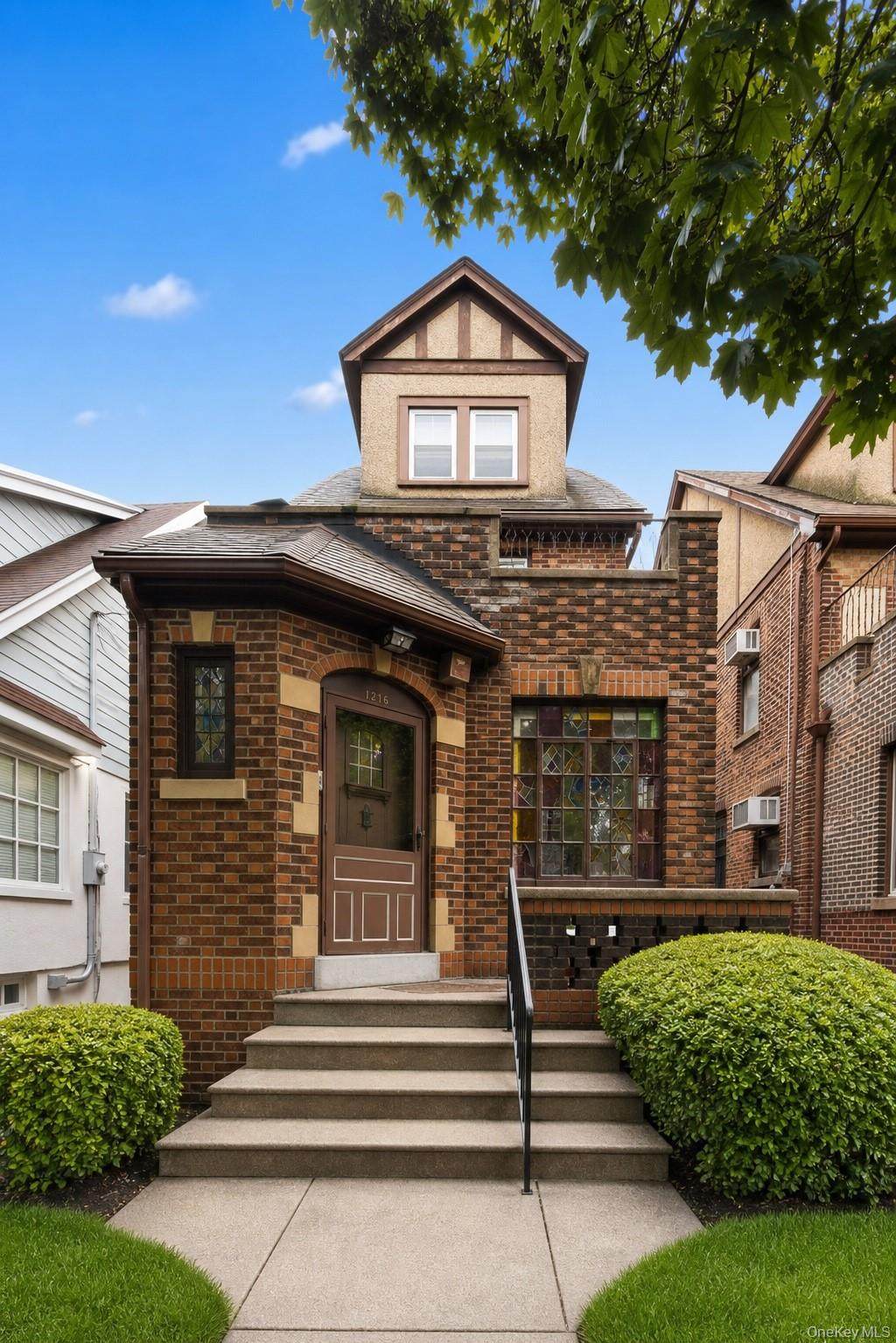 1216 28th Street - Photo 1
