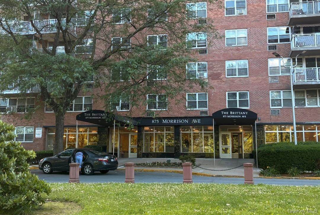 875 Morrison Avenue - Photo 1