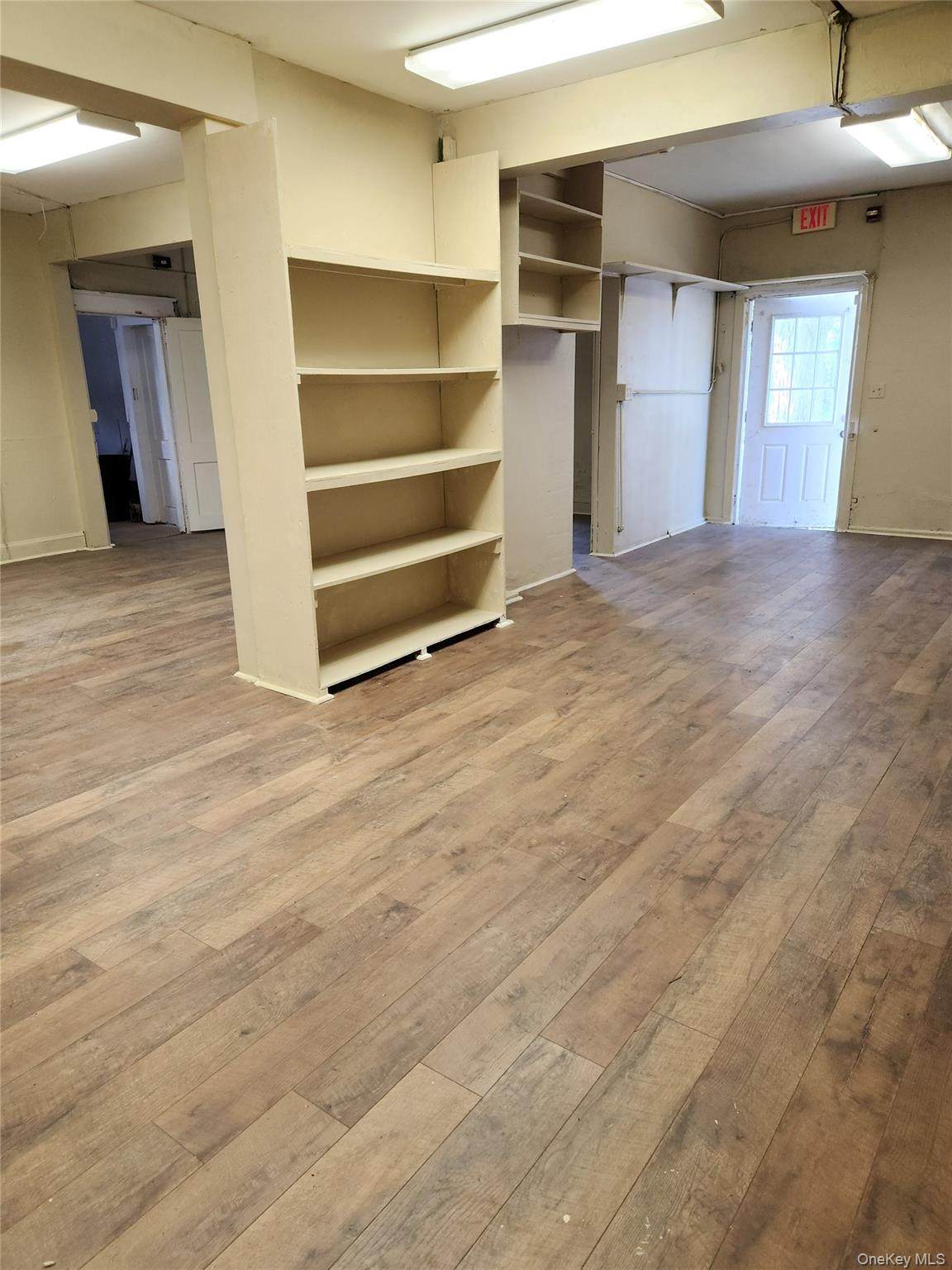 547 Violet Avenue - Photo 1