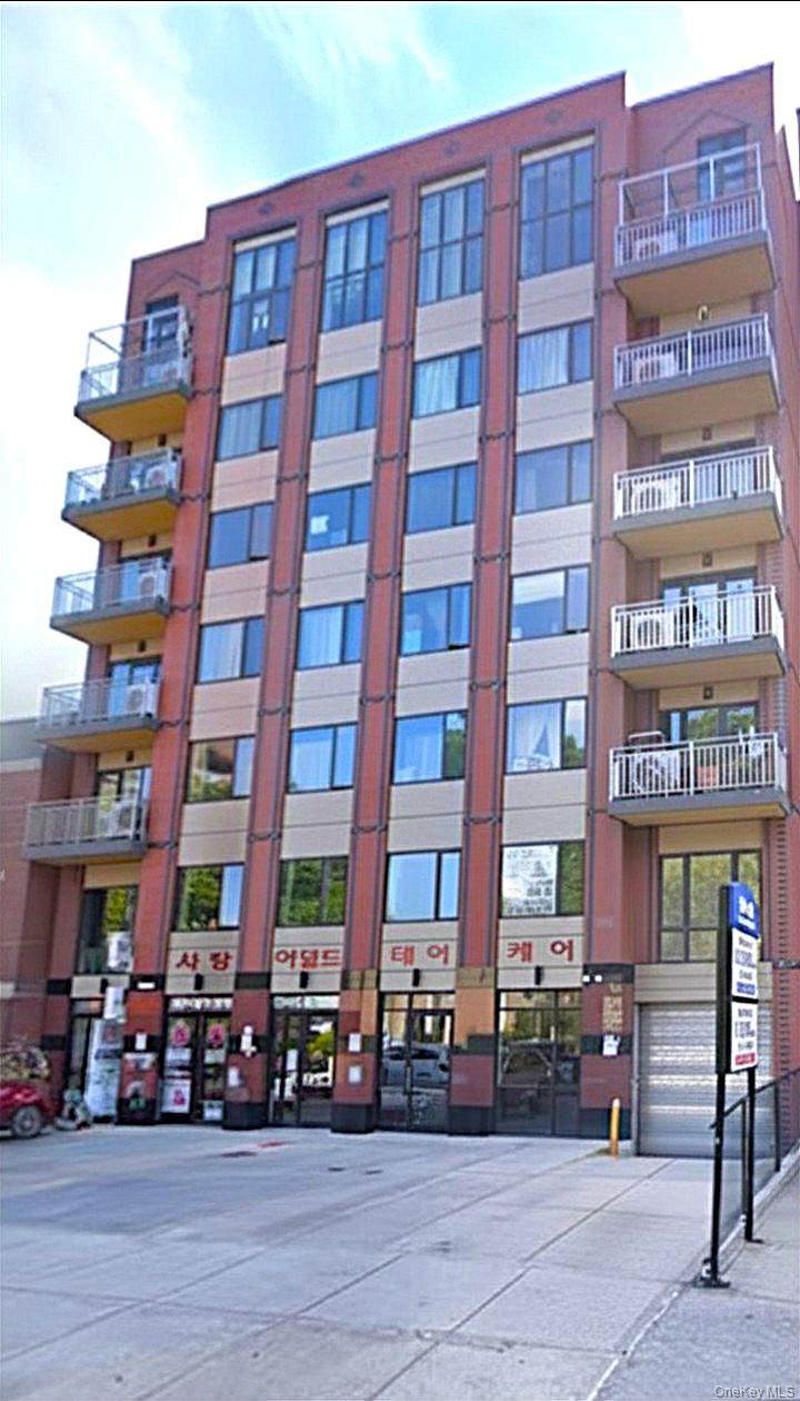 14456 Roosevelt Avenue - Photo 1