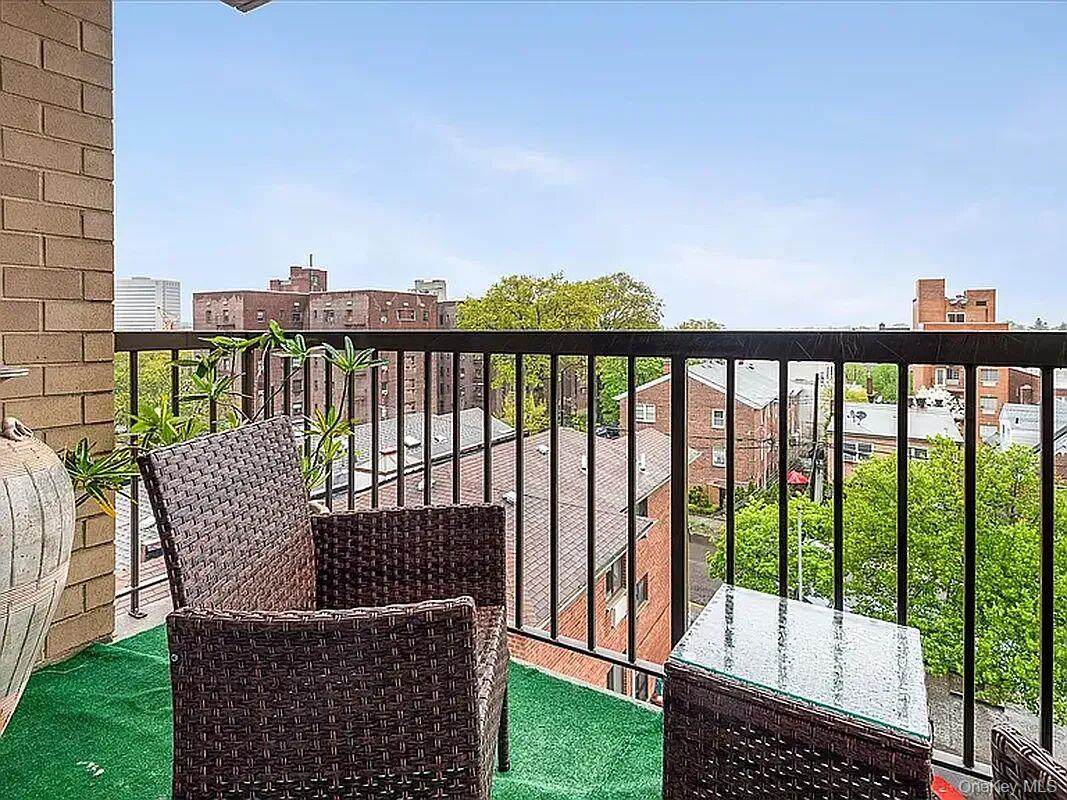 13508 82nd Avenue - Photo 1